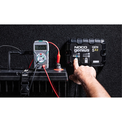 Chargeur de batterie embarqu&eacute; &agrave; 2 sorties de 10 amp&egrave;res Gen5X2 Genius Ontario Packaging