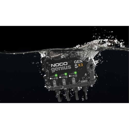 Chargeur de batterie embarqu&eacute; &agrave; 3 sorties de 15 amp&egrave;res Gen5X3 Genius Ontario Packaging