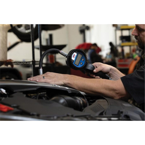 Electronic Lube Meter with Flexible 90° Extension Ontario Packaging