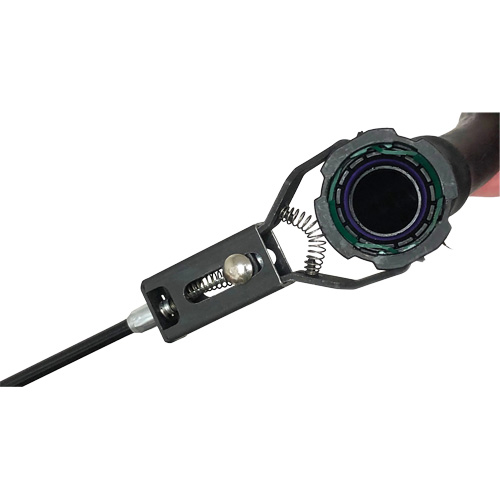 Pince pour raccords &agrave; bouton avec c&acirc;ble de 23 po Ontario Packaging