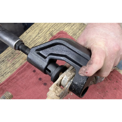 Brake Clevis Pin Press for Class 6-8 Trucks Ontario Packaging