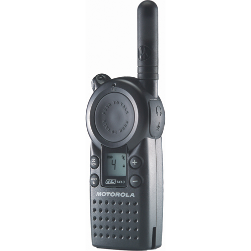 Radio bidirectionnelle commerciales s&eacute;rie CLS, Bande UHF, 4 canaux, Port&eacute;e 200 000 pi² Ontario Packaging