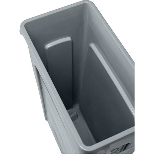 Contenants Slim Jim a/canaux de ventilation, Plastique, 23 gal. US Ontario Packaging