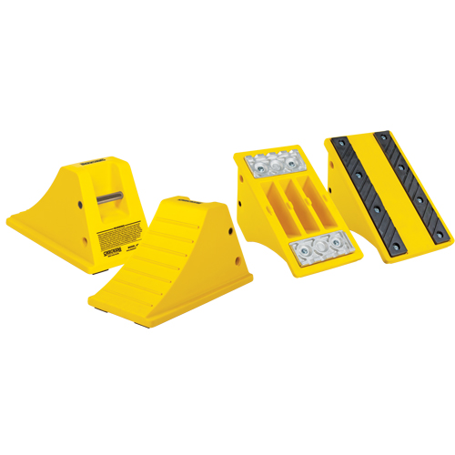Cales-roue tout-terrain robustes, Polyur&eacute;thane, Jaune, 11-1/4" la x 21" p x 12-1/4" h Ontario Packaging
