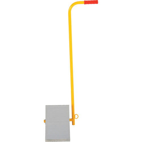 Cale de roues en aluminium avec poign&eacute;e, 7" la x 11-7/8" p x 7-11/16" h Ontario Packaging