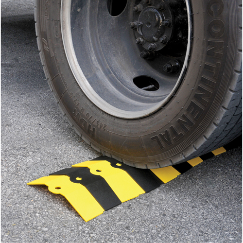 Ultra-Sidewinder&reg; Cable Protection System - Large, 14.125" x 13.675" x 2.13", 13500 lbs. (6.75 tons) Ontario Packaging