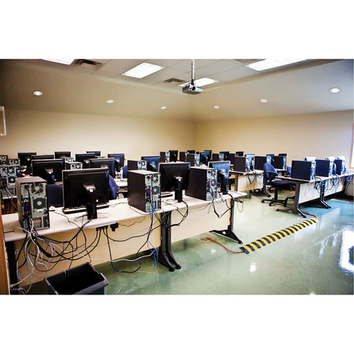 Ultra-Sidewinder&reg; Cable Protection System - Large, 14.125" x 13.675" x 2.13", 13500 lbs. (6.75 tons) Ontario Packaging