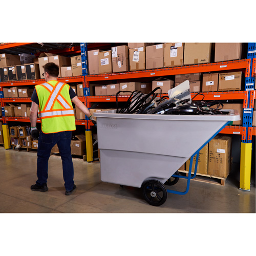 Chariot basculeur en acier, Poly&eacute;thyl&egrave;ne, 1,1 vg³, Capacit&eacute; de charge de 1250 lb Ontario Packaging