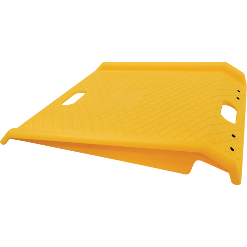 Portable Poly Hand Truck Curb Ramp, 1000 lbs. Capacity, 27" W x 27" L Ontario Packaging