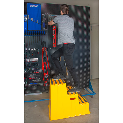 Escabeau industriel, 3 marches, 34-13/16" x 22-7/16" x Hauteur 28-1/2" Ontario Packaging