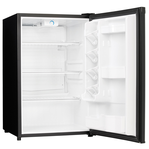 Compact Refrigerator, 32-11/16" H x 20-11/16" W x 20-7/8" D, 4.4 cu. ft. Capacity Ontario Packaging