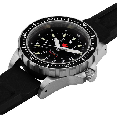 Tr&egrave;s grande montre &agrave; quartz pour plongeur avec feuille d'&eacute;rable rouge, Num&eacute;rique, &agrave; piles, 46 mm, Noir Ontario Packaging