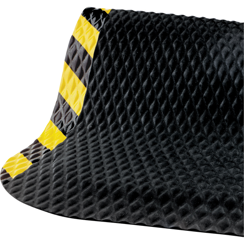 Hog Heaven No. 423 Mats, Diamond, 3' x 12' x 5/8", Black/Yellow, Nitrile Ontario Packaging