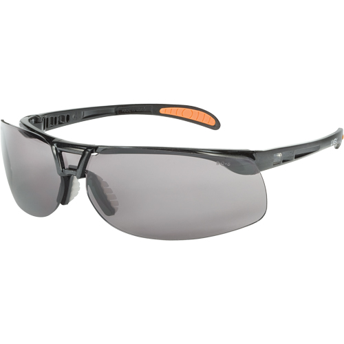 Lunettes de s&eacute;curit&eacute; Uvex Prot&eacute;g&eacute; Ultra-Dura, Lentille Grise/fum&eacute;e, Antibu&eacute;e/Anti-&eacute;gratignures, ANSI Z87+/R&eacute;pond ou surpasse la norme CSA Z94.3 Ontario Packaging