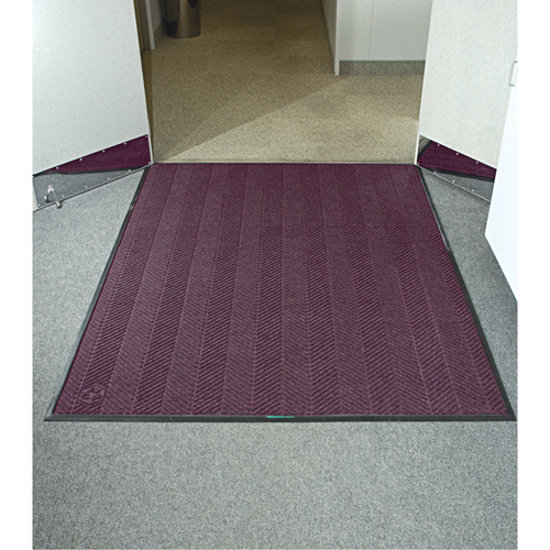 Waterhog&reg; Eco Elite Matting, Wiper/Scraper, 4' x 8' x 3/8", Maroon Ontario Packaging