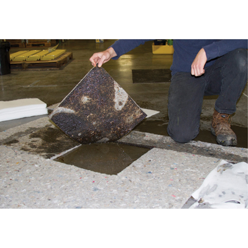 Tampons Husky Spilltration, Huile seulement, 16" x 16", 17,2 gal. d'absorption Ontario Packaging