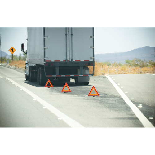 Triangular Reflector Kit Ontario Packaging