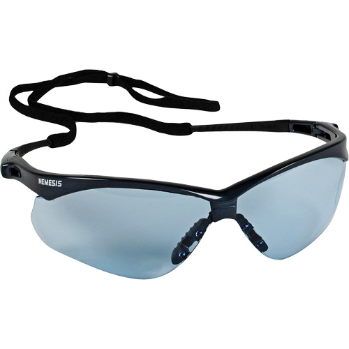 Lunettes de s&eacute;curit&eacute; Nemesis de Kleenguard, Lentille Bleu p&acirc;le, Anti-&eacute;gratignures, ANSI Z87+/R&eacute;pond ou surpasse la norme CSA Z94.3 Ontario Packaging