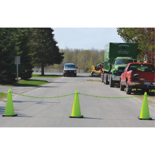 Ensemble de c&ocirc;nes de signalisation et chaînes, 36", Vert, Bande(s) r&eacute;fl&eacute;chissante(s) 4" & 6" Ontario Packaging