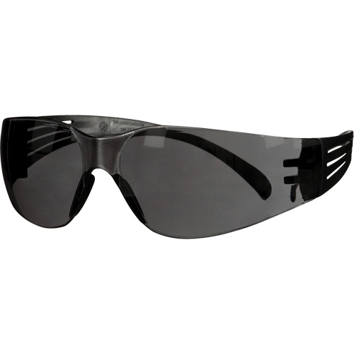 SecureFit 100 Series Protective Eyewear, Grey Lens, Anti-Fog/Anti-Scratch, ANSI Z87+/Meets/Exceeds CSA Z94.3 Ontario Packaging