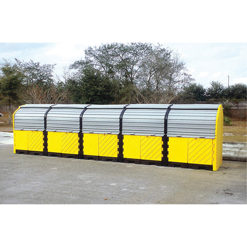 P20 Plus Ultra-Hard Top Spill Pallets sans drain, 312" lo x 79" la x 62" h, Capacit&eacute; de charge 9000 lb Ontario Packaging