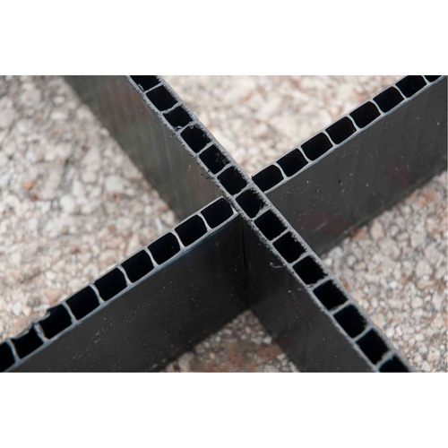 Ultra-Spill Pallet flexible, 4 barils, Capacit&eacute; de d&eacute;versement 66 gal. US, 48" x 48" x 7" Ontario Packaging