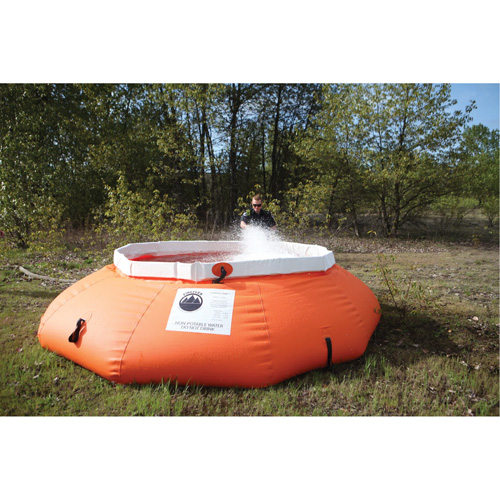 R&eacute;servoir d'eau d'usage multiple Pumpkin Tank Ontario Packaging