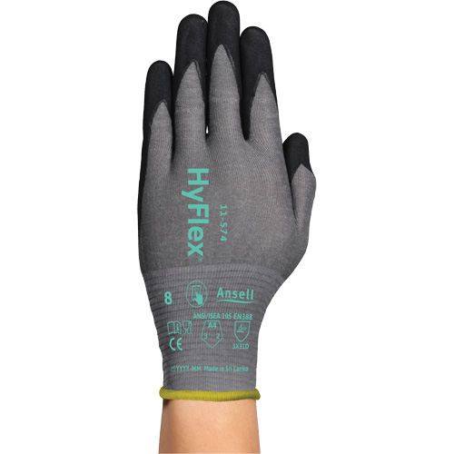 Gants r&eacute;sistants &agrave; la coupe HYFLEX 11-574, Taille 5/2T-petit, Calibre 21, Rev&ecirc;tement Mousse de nitrile, Enveloppe en Intercept, ASTM ANSI niveau A4/EN 388 niveau D Ontario Packaging