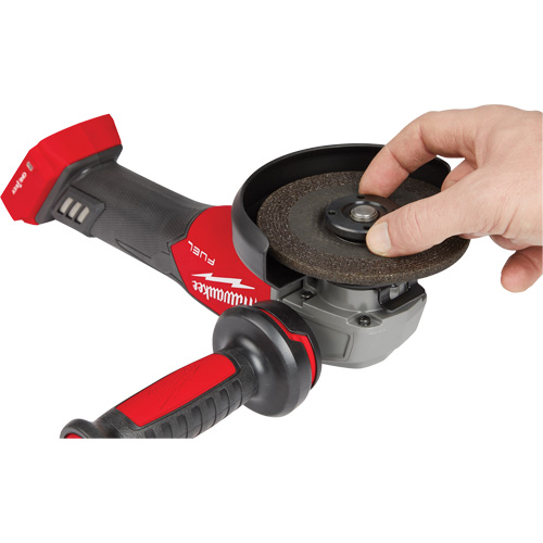 Meuleuse &agrave; frein avec interrupteur &agrave; glissi&egrave;re One-Key M18 Fuel (outil seulement), Roue de 4-1/2" ou 5", 18 V Ontario Packaging
