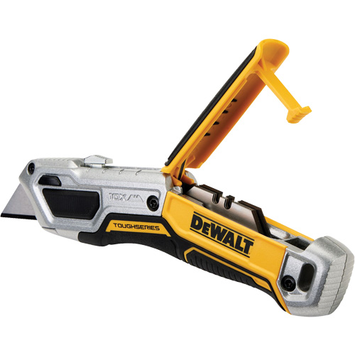 TOUGHSERIES Retractable Utility Knife Ontario Packaging