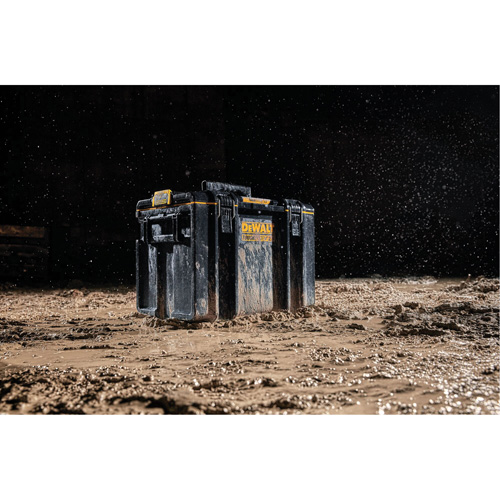 Tr&egrave;s grande boîte &agrave; outils ToughSystem 2.0, 21-3/4" x 14-3/4" x 16-1/4", Noir Ontario Packaging