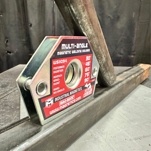 Magnetic Welding Squares, 4-3/8" L x 3/4" W x 3" H, 55 lbs. Ontario Packaging