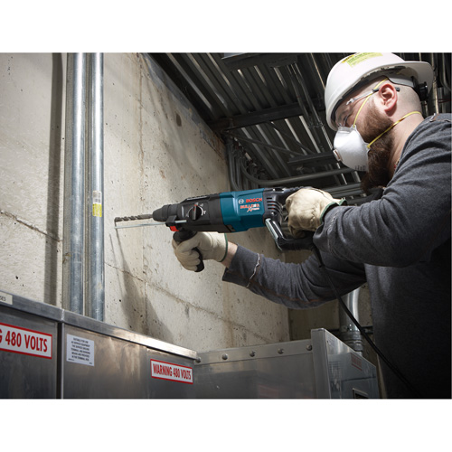 SDS-Plus&reg; Bulldog Xtreme Rotary Hammer, 3/16" - 5/8", 8 A, 0-5800 BPM, 0-1300 RPM, 2.0 ft.-lbs. Ontario Packaging