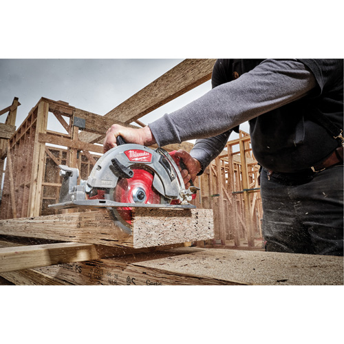 Ensemble de scie circulaire &agrave; poign&eacute;e arri&egrave;re M18Fuel, 7-1/4", 18 V Ontario Packaging