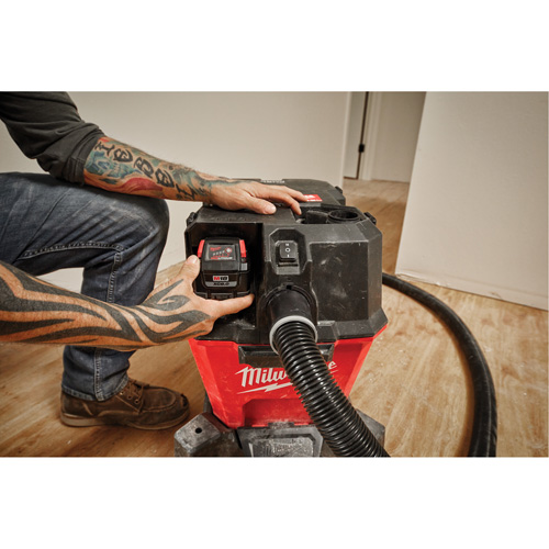 Aspirateur sec/humide sans fil M18 Fuel, 18 V, Capacit&eacute; 6 gal. Ontario Packaging