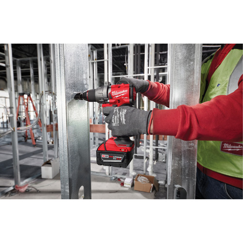 Ensemble perceuse/visseuse M18 FUEL, Lithium-ion, 18 V, Mandrin 1/2", Couple 1400 lp-po Ontario Packaging