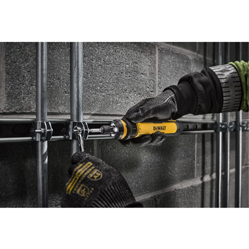 Jeu de tournevis sans fil de 14 morceaux avec commande FLEXDRIVE, 4 V, 44 lb-po/5 Nm couple max. Ontario Packaging