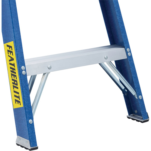 Industrial Duty Stepladders (6300 Series), 4', Fibreglass, 250 lbs. Capacity, Type 1 Ontario Packaging