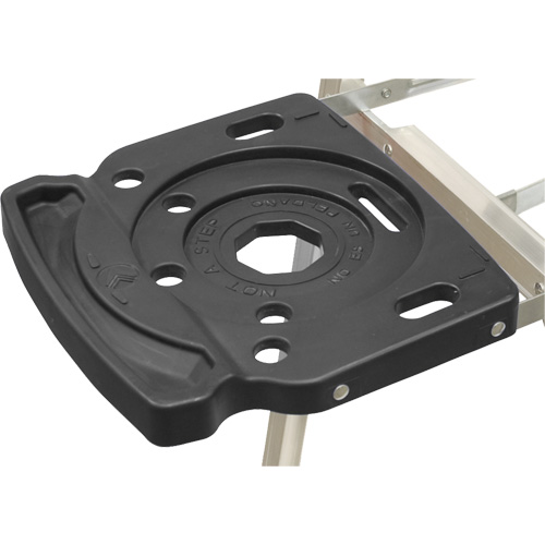 3400 Series Industrial Extra Heavy-Duty Step Ladder, 4', Aluminum, 300 lbs. Capacity, Type 1A Ontario Packaging