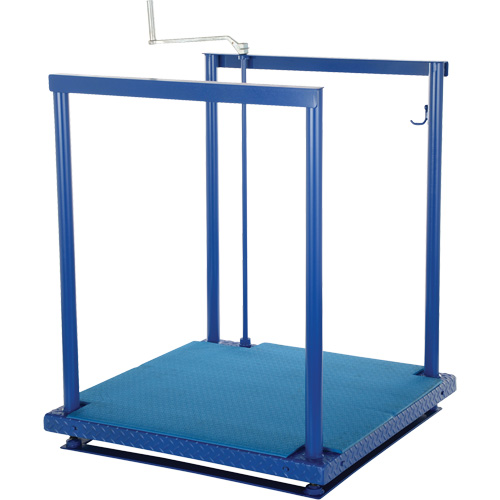 Ergonomic Posi-Crank Platform With Anti-Fatigue Mat, 36" W x 72" D, 500 lbs. Capacity, All-Welded Ontario Packaging