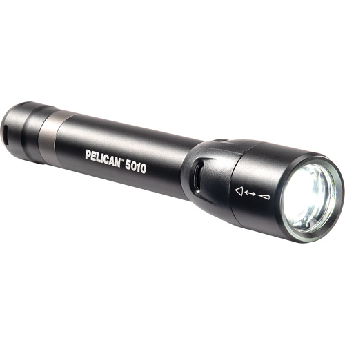 Lampe de poche 5010, DEL, 392 lumens, Piles AA Ontario Packaging