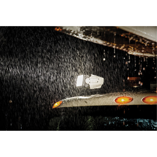 Utility Remote Control Search Light, LED, 4250 Lumens Ontario Packaging