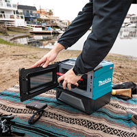 Four &agrave; micro-ondes sans fil 40 V Max XGT (outil seulement), 350 W/500 W, Noir/bleu Ontario Packaging