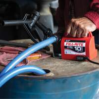 Pompe de transfert de carburant 12 V CC avec pistolet Ontario Packaging
