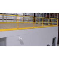 Barrière de sécurité pour mezzanine, 68-1/2" lo x 42" ha, 80-1/16" Élevée, Jaune KI289 | Ontario Packaging