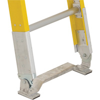 Single Section Straight Ladder - 6100 Series, 10', Fibreglass, 375 lbs., CSA Grade 1AA Ontario Packaging