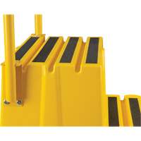 Escabeau industriel, 4 marches, 44" x 22-1/4" x Hauteur 65-1/8" Ontario Packaging