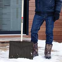 Nordic Snow Shovel, Polypropylene Blade, 17-3/4" Wide, D-Grip Handle Ontario Packaging