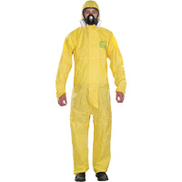 Microchem<sup>®</sup> Medium-Duty Disposable Coveralls, Small, Yellow, Polypropylene SGP825 | Ontario Packaging
