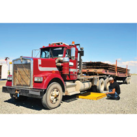 Flexible Ultra-Utility Tray&reg;, 42" L x 42" W x 4.8" H, 18 US gal. Spill Capacity Ontario Packaging